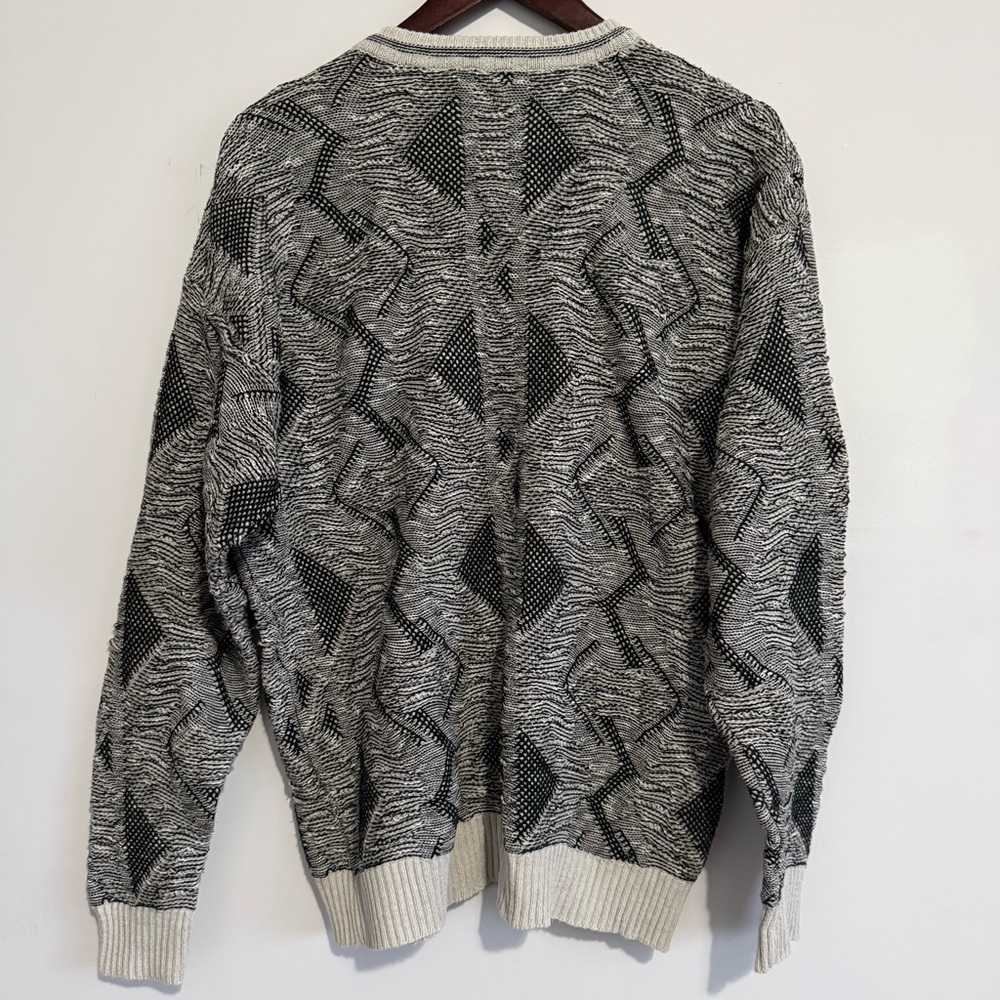 Vintage Avanzala for Harry Rosen Unisex Patterned Sweater - Picture 5 of 7